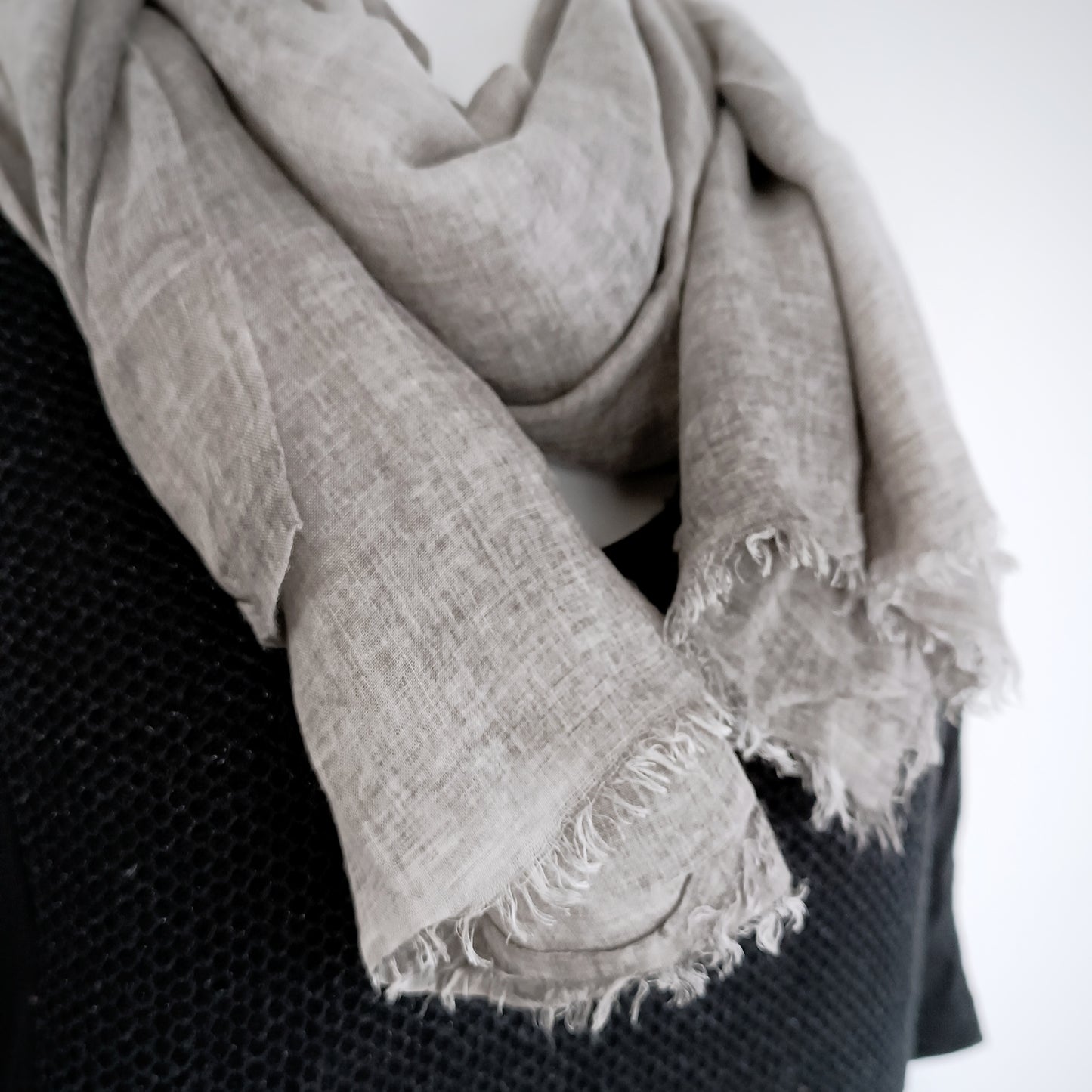 PETER O. MAHLER Halstuch, grau, Modal + Seide